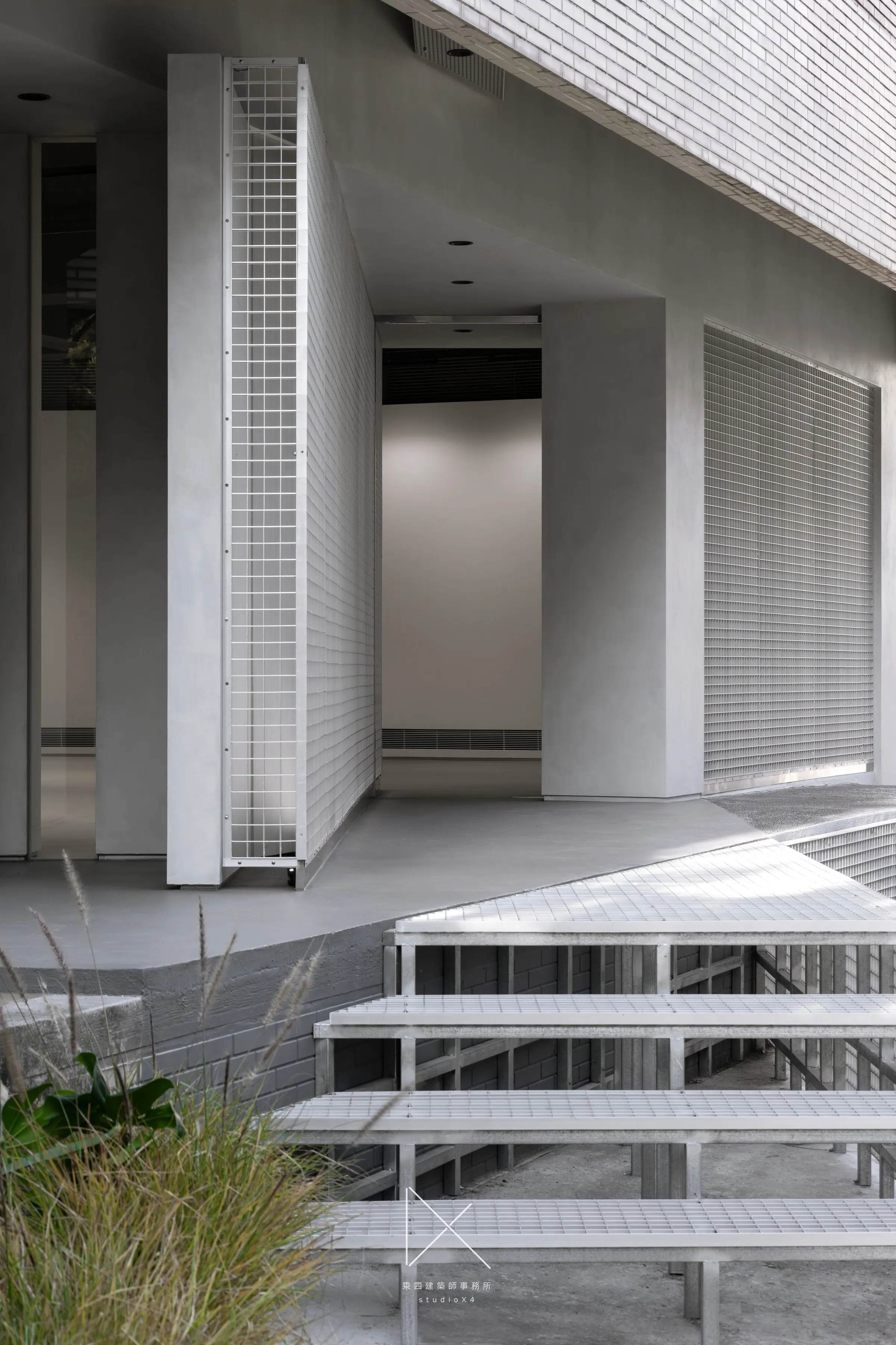 AXIS Gallery — 玄關