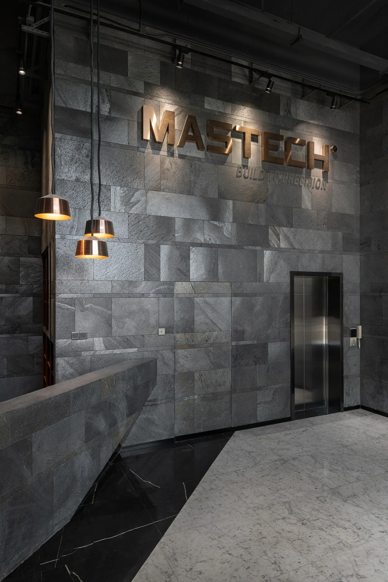 Mastech Dongguan — 玄關