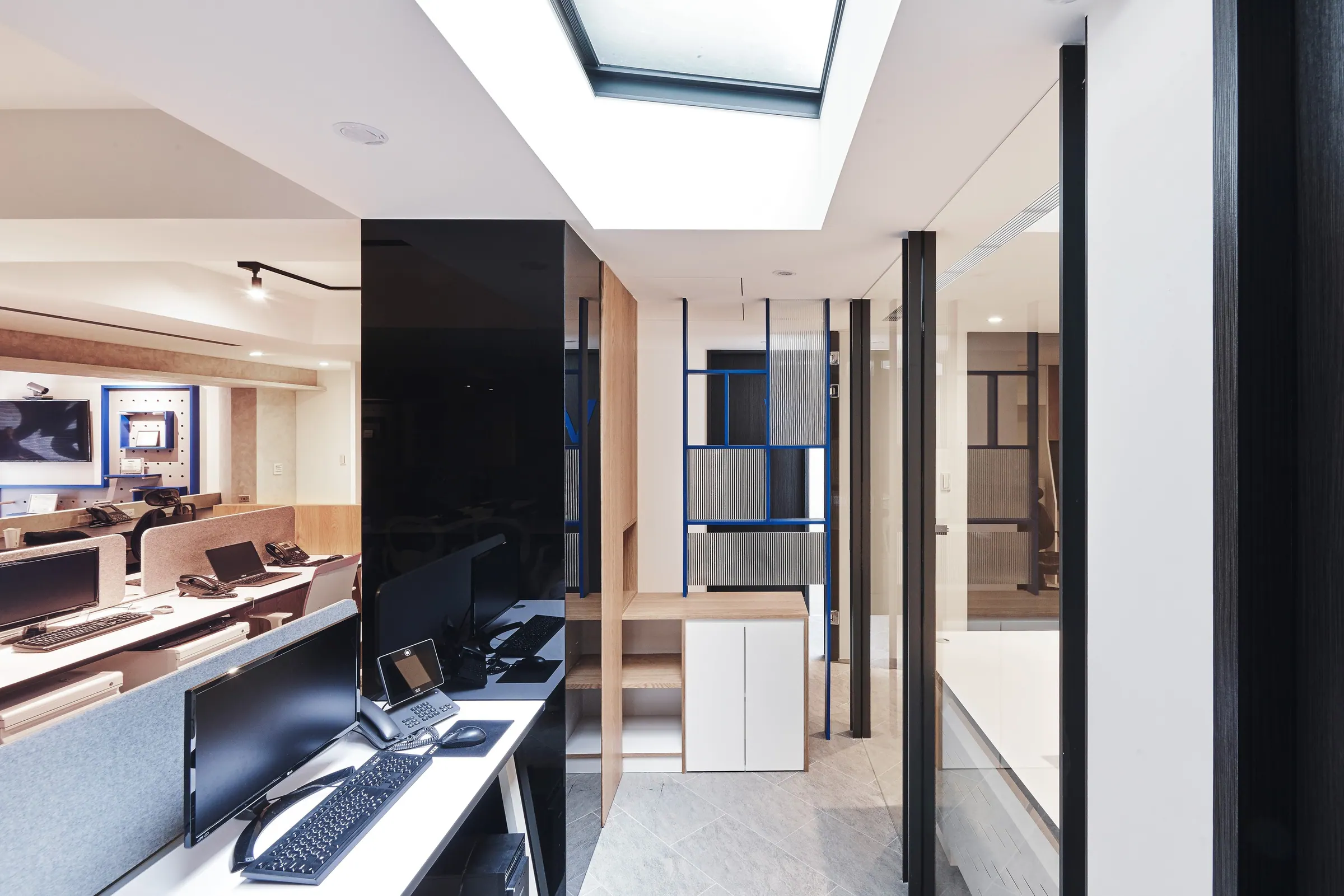 Oallery — Commercial & Public 商業與公共空間 · 台北
